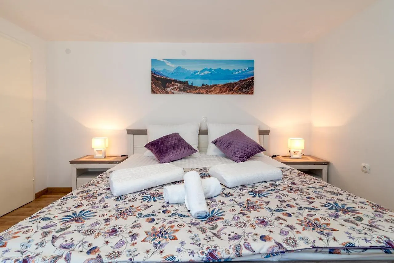 Novi Lejlighed Trogir